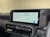 ディスプレイオーディオを装備。スマホとクルマをつなぐことで、これまでのナビに加えて、いろんなサービスが楽しめます。