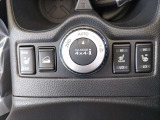 ALL MODE4X4切替スイッチ、シートヒータースイッチになります。