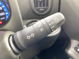 【オートライト】周りの明るさに応じて自動でヘッドライトの点灯・消灯ができる機能です!ライトの付け忘れ・消し忘れなどが無くなり、雨の日や夕方の走行も安心!トンネル通過時も便利ですね♪