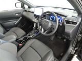シンプルで使いやすいデザインの運転席です。
