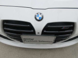 弊社整備工場にて、360&deg;納車前点検を実施。エンジン、トランスミッション、サスペンションはもちろんのこと、マフラーやエアコンなどの電気系統やコンピュータ・システムなどを詳細に点検します。