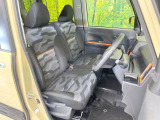 運転席シート廻りは使用感も少なく、良好な状態となっています。丁寧に使われていたことがよくわかりますね。