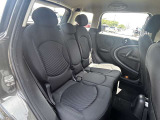 当店では入荷次第隅々まで車への傷、へこみ等をチェックしております。安心してお客様のご希望に合った一台もお探しする事も可能です。