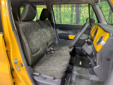 運転席シート廻りは使用感も少なく、良好な状態となっています。丁寧に使われていたことがよくわかりますね。