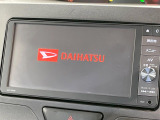 【純正ナビ】人気の純正ナビを装備しております。ナビの使いやすさはもちろん、オーディオ機能も充実!キャンプや旅行はもちろん、通勤や買い物など普段のドライブも楽しくなるはず♪