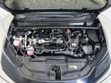 車にとって、とても大切な部分のエンジンルーム。綺麗に清掃済みで安心です。