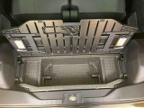 WEB掲載時にはお車に付いている装備と、様々な写真をたくさん載せるように心がけております。1台1台特徴をとらえたキャッチコメントを掲載しています。