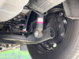 お車を安心してお乗りいただく為には、足回りの定期点検が欠かせません。サービスサポート(有償保証)では無料点検もご提供しており、安心のカーライフをお過ごしいただけるサポート体制が整っています。
