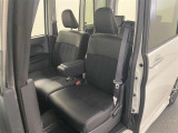 厚みがあって、座り心地のいいシート。運転席も助手席もリラックスしてゆったりと座れます♪