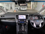 見通しのよいすっきりとした視界で、誰でも運転しやすいです。運転のしやすさは疲れにくさにも繋がりますよ♪