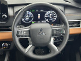 アウトランダー PHEV 2.4 P 4WD 本革シート