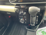 操作しやすいオートエアコンが室内を一定温度に保ってくれます◎