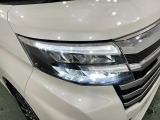 LEDヘッドライト付きなので夜間の運転も安心ですね