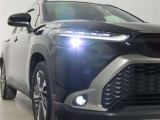 高輝度で点灯速度が速く、しかも消費電力の少ないLEDヘッドライトが装備されています!LEDの明るい光が走行中の視界の確保をサポートして、夜のドライブがより楽しく安全に運転できます♪