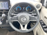 【ステアリングスイッチ】運転中、前方から目線をそらすことなく、オーディオ等の操作が可能な便利機能!安心&快適なドライブを演出してくれます♪