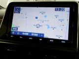 Bluetooth機能搭載の9インチナビです。TVも視聴できてナビの設定もタッチパネル式なので簡単に操作できます。