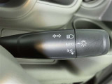 【オートライト】車外の明るさに応じて自動的にライトの点灯・消灯をしてくれます