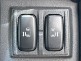【両側パワースライドドア】スマートキーや運転席のスイッチで後席両側スライドドアの開閉が可能♪電動だから力を入れてドアを開ける必要が無く、小さなお子様でも簡単に開け閉めでき快適です♪