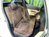 後部座席も気になるようなキズ・汚れやへたり等、大きなダメージはなく、良好な状態です。