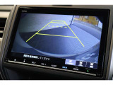 バックカメラが装備されており、後方の安全確認はもちろんのこと狭い場所での駐車や雨の日・夜間など視界の悪いコンディションでのストレスの軽減にもなります!
