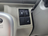 運転席にはシートヒータも装備!