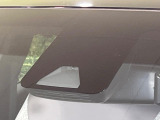 【トヨタセーフティセンス】走行中に前方の車両等を認識し、衝突しそうな時は警報とブレーキで衝突回避と被害軽減をアシスト。より安全にドライブをお楽しみいただけます。