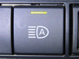 オートマチックハイビームを装備しております。