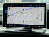[DiscoverPro]ナビゲーション機能をはじめ、車両各種設定/アシストシステム設定、Bluetooth、App-Connectなどの機能を持ち合わせています。