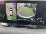 アラウンドビューモニターは、4方のカメラで真上から車を見たようにモニターで確認ができる日産の自慢の装備です。是非実際の車で体感してみてください。