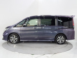 取り回しの良さをはじめ、縦列駐車やUターンなど、日常のシーンで使いやすさも追求。街中や狭い道でも、ボディの大きさを感じさせない扱いやすさです。