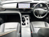 クラウンクロスオーバー 2.5 G アドバンスト レザー パッケージ E-Four 4WD 