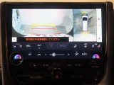 バック時の運転をサポートするバックガイドモニター&パノラミックビューモニター
