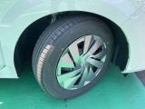 タイヤサイズは185/65R15スチールホイル、キャップ付き!(2024年式の夏タイヤ装着)冬タイヤ、ホイール注文も承っております☆