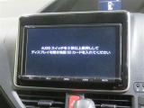 搭載のカーナビ(純正メモリーナビ)が、快適なドライブをサポートします。