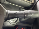 【オートライト(AUTO)】外の明るさをシステムが感知して、自動でヘッドライトが点灯します!ヘッドライトをつけ忘れを防ぐ便利機能です。