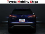 リヤのコンビネーションランプは後続車からも確認しやすいデザインです。