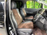 運転席シート廻りは使用感も少なく、良好な状態となっています。丁寧に使われていたことがよくわかりますね。