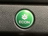 ★ECONスイッチ★ エコドライブを加速しよう!スイッチをONにすると、運転の仕方によるロスを抑え込み燃費をよくするようクルマが頑張ります(*^ー^*)燃費向上にチャレンジ♪