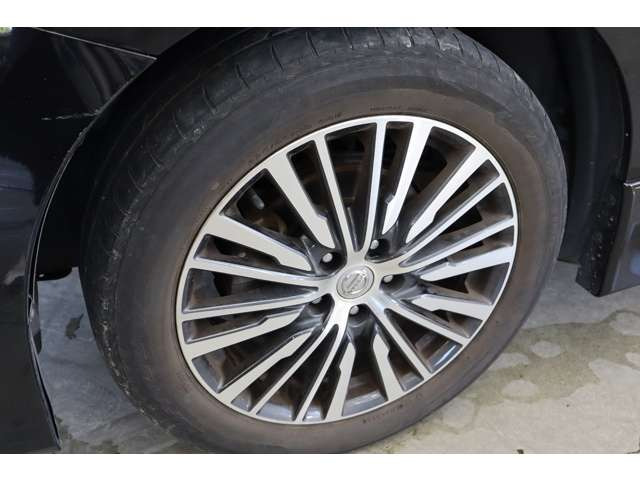 日産 エルグランド 2.5 250ハイウェイスターS 4WD 自社分割/3年保証/夏