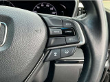 Hondaセンシングの機能のひとつ、アダプティブクルーズコントロール付!アクセルから足を離しても設定したスピードと前車との車間を保ち走行してくれます!車線維持もアシスト☆高速道路で疲労軽減ですね☆