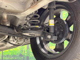 お車を安心してお乗りいただく為には、足回りの定期点検が欠かせません。サービスサポート(有償保証)では無料点検もご提供しており、安心のカーライフをお過ごしいただけるサポート体制が整っています。