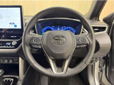 ステアリングスイッチ搭載!手を離さずに手元のスイッチでさまざまな操作が可能。運転中、視線をそらさなくても操作ができて安全です!