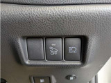 オートマチックハイビームとは、先行車や対向車のライトを認識し、ハイビームとロービームを自動で切り替える機能です。夜道の視界を確保します。詳細は販売店スタッフまでおたずねください。