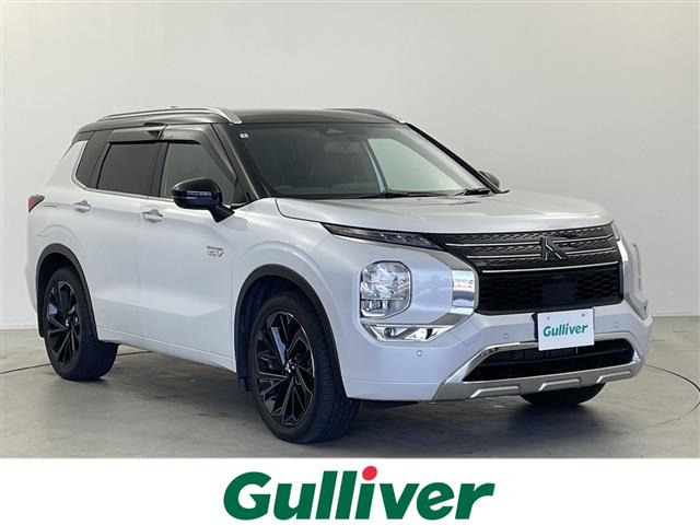 アウトランダー PHEV 2.4 P 4WD サンルーフ