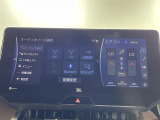【Bluetooth】ナビゲーションと携帯電話/スマートフォンをBluetooth接続することができます。接続するとハンズフリーで使用することができるので、とても便利です!