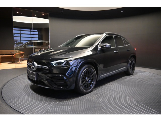 GLAクラス GLA200 d 4マチック アーバン スターズ 4WD 