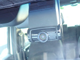 ◆【ドライブレコーダー】映像・音声などを記録する自動車用の装置です。もしもの事故の際の記録はもちろん、旅行の際の思い出としてドライブの映像を楽しむことができます。