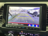 便利な3ビュー切り替え、ガイド線表示付きのバックカメラです!後退時、後方の視界をサポートします!