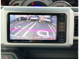 【バックカメラ】駐車時に後方確認もできますので、大きなお車が不安なお客様でも安心してお乗り頂けます。