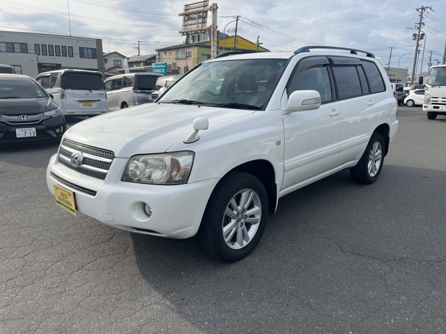 クルーガーハイブリッド 3.3 Gパッケージ 4WD 